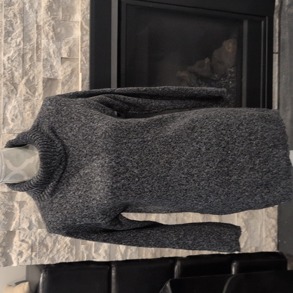 Noul By Oak and Fort Long Turtle Neck sweater
